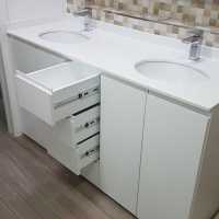 Mueble lavabo lacado en blanco