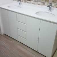 Mueble lavabo lacado en blanco